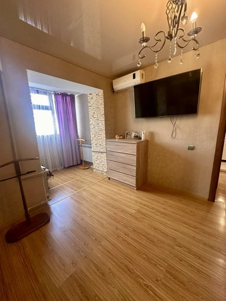Продам 1к пр Мануйлівський