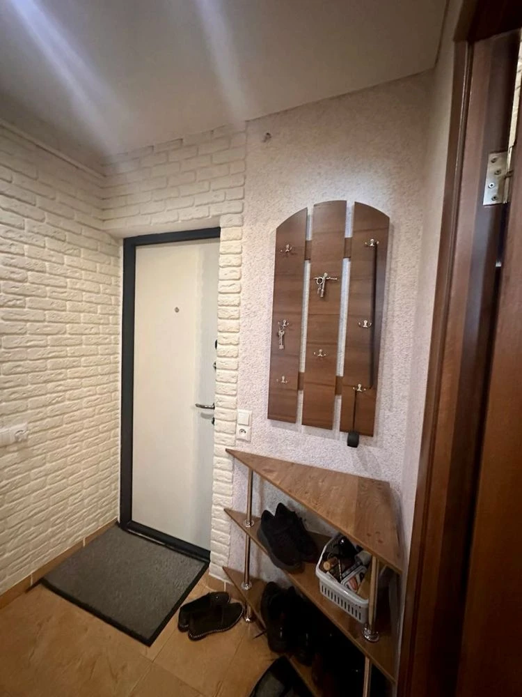 Продам 1к пр Мануйлівський