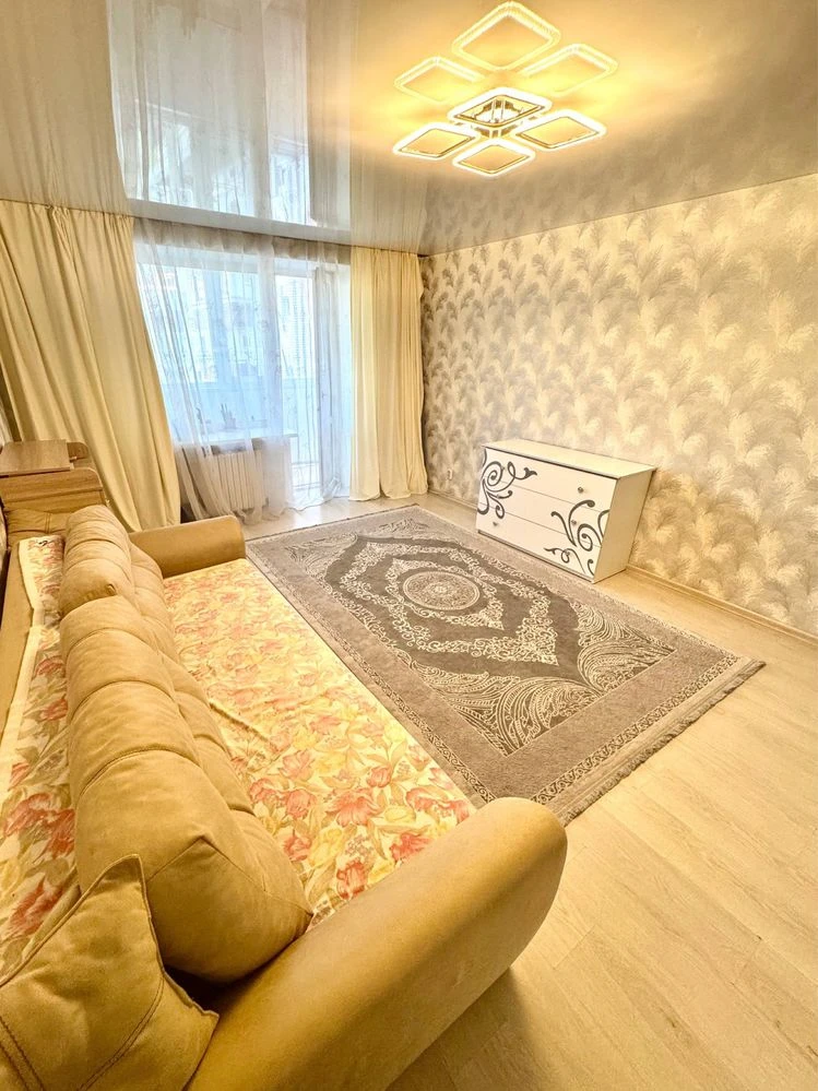 Продажа 3 ком с ремонтом на Красном Камне ,(Сертификат -Вауч
