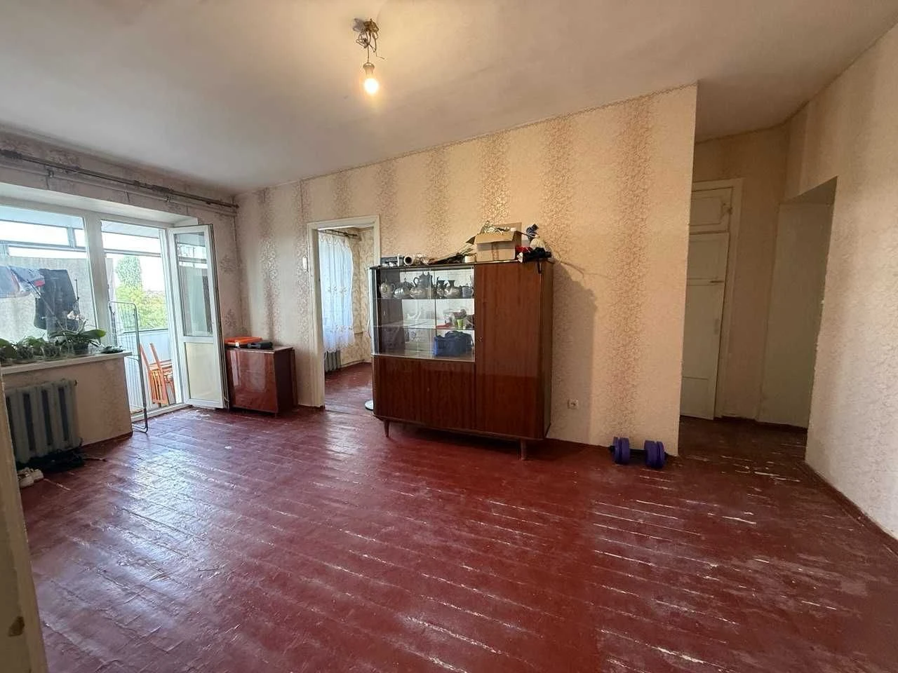Продам 3к. квартиру ул. Молодогвардейская ( ж/м Солнечный 5