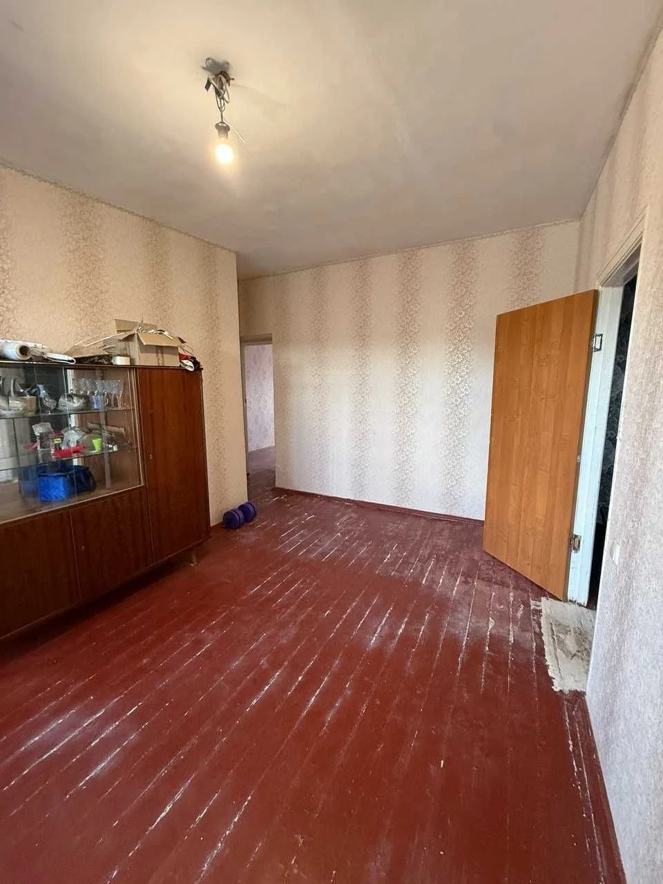 Продам 3к. квартиру ул. Молодогвардейская ( ж/м Солнечный 5