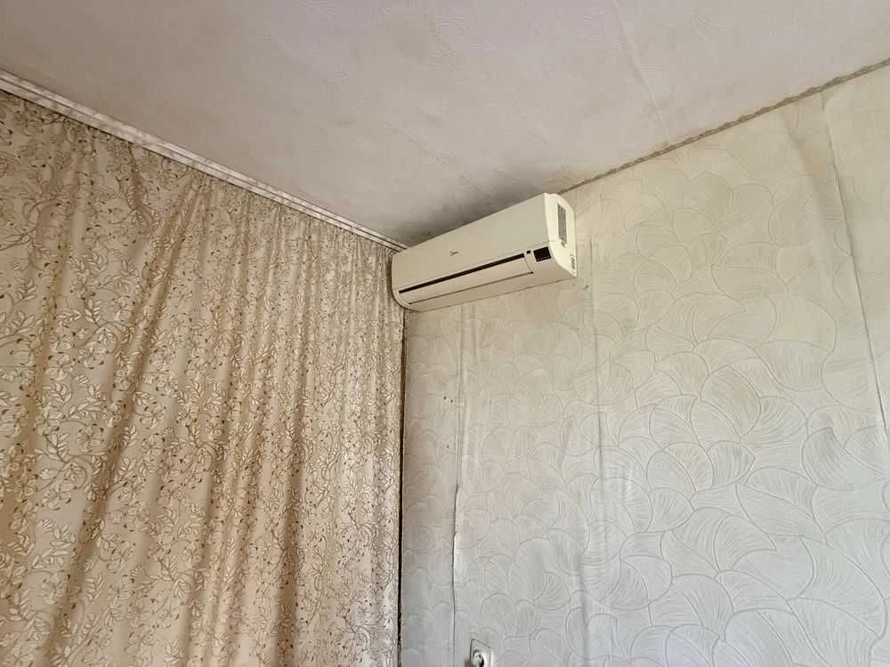 Продам однокімнатну квартиру 30 м² на вул. Батумській