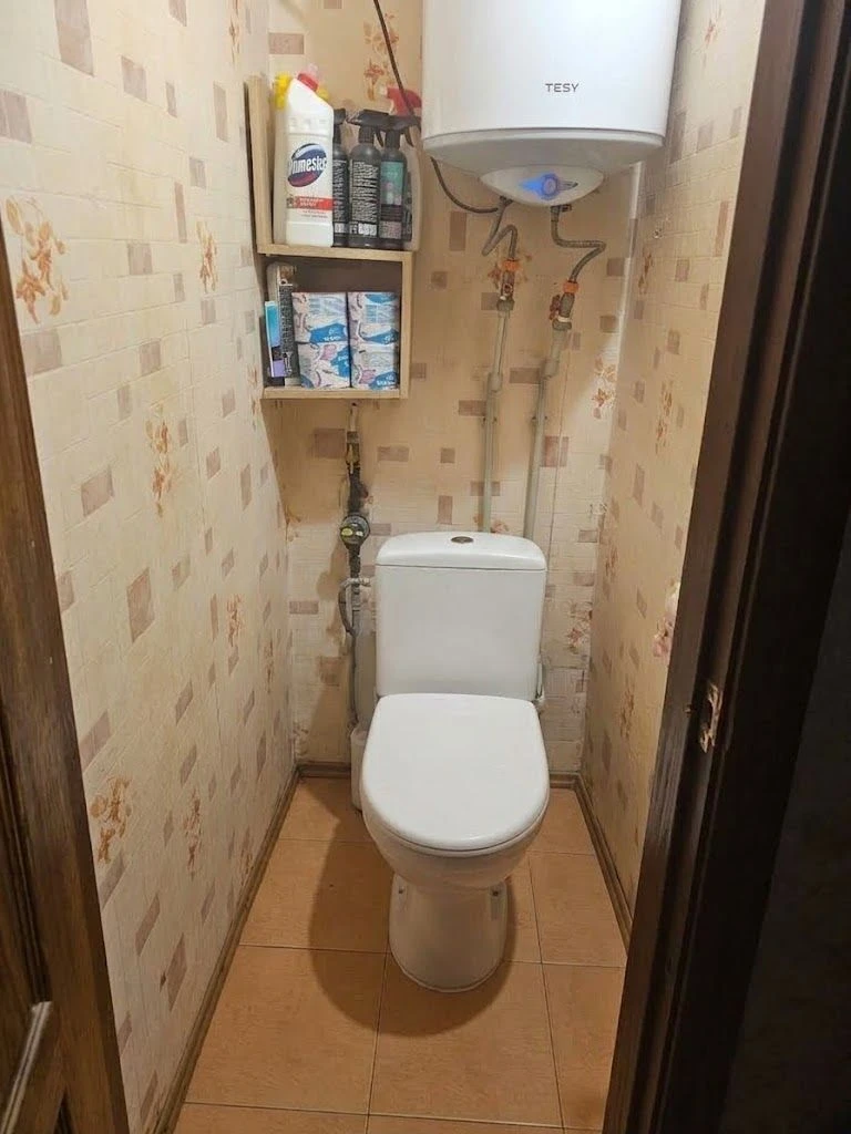 Трикімнатна квартира. Продам. Своя.