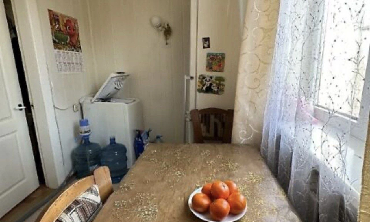 Продам 3к квартиру ж/м Приднепровск Самарский район Левый бе