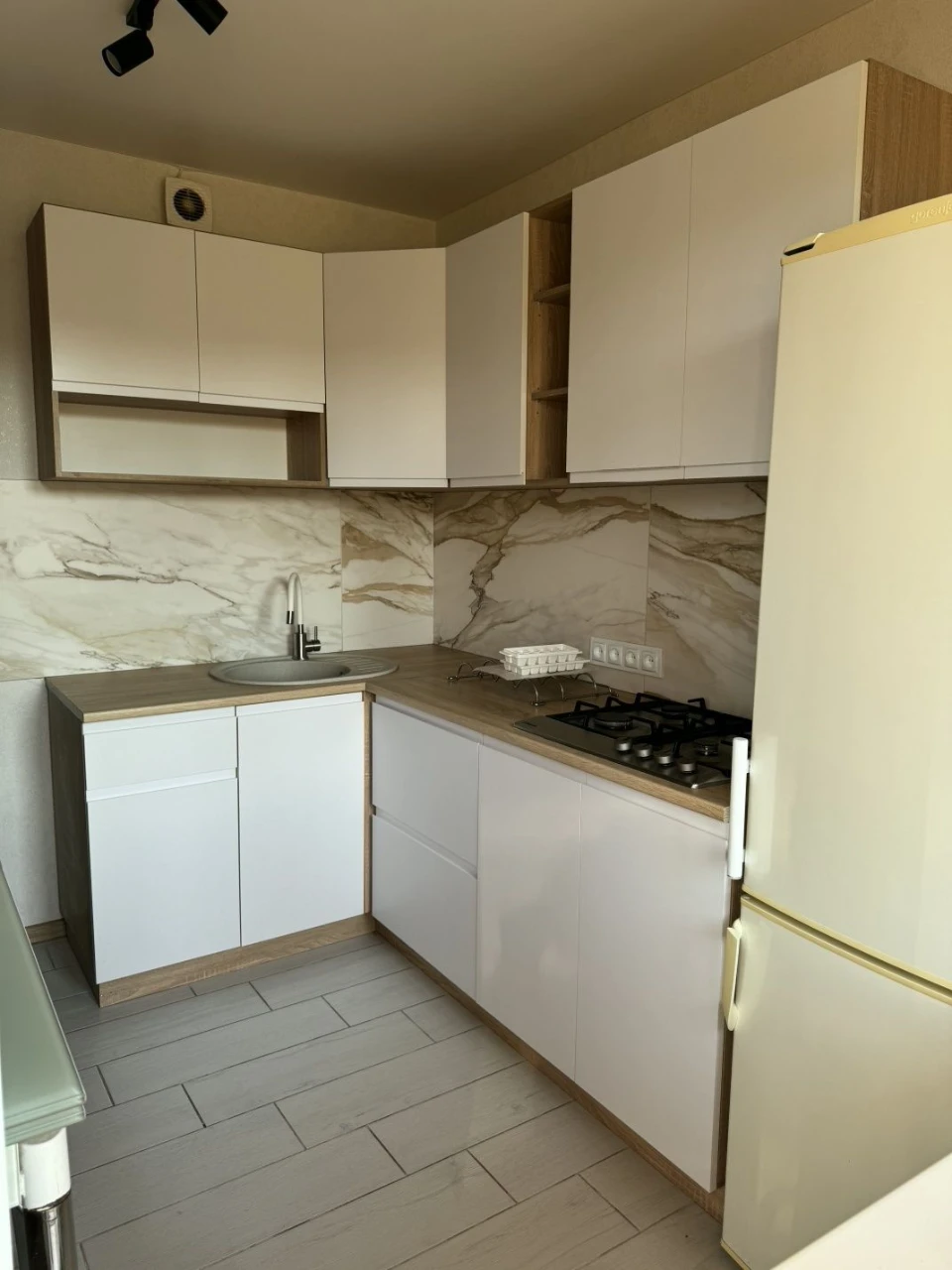 Продам 1к квартиру с ремонтом р-н Образцова