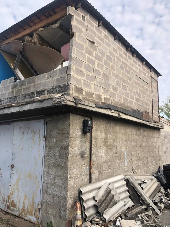 Продам гараж в районі Жулян