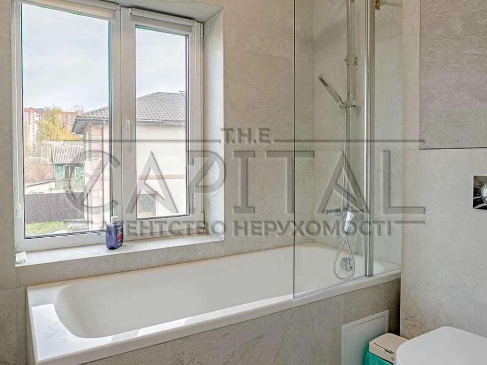 Будинок. Київ, Завальна вул.