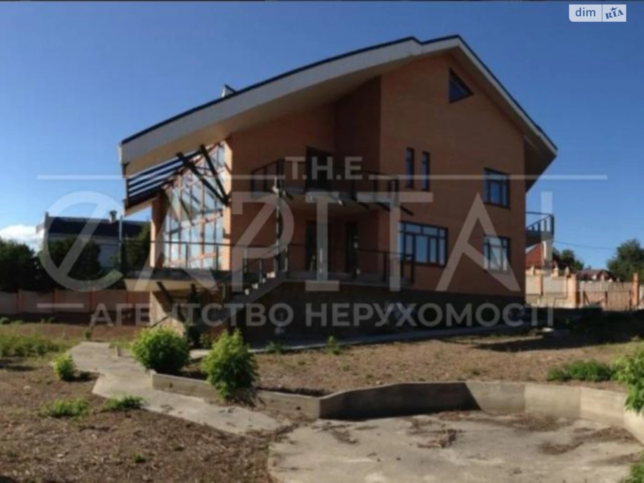 Продаж Дім