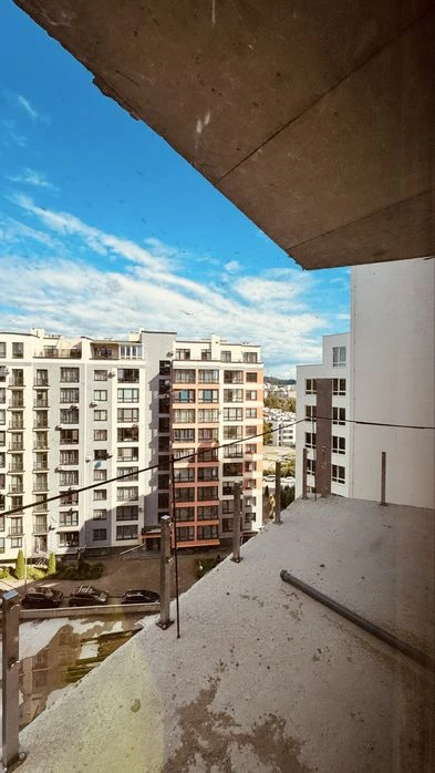 Продаж 2 кімнатноі квартири по вул. Малоголосківська