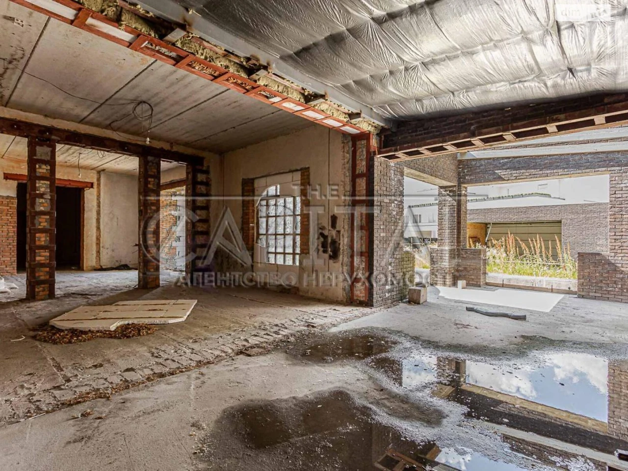 Продаж Дім