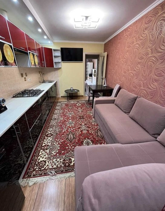 Продаж 1к квартири на Ближньому Замості