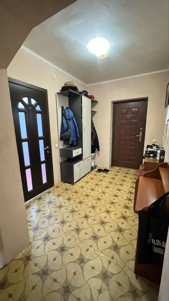 Продам будинок 4 кімнатний , 4 сотки