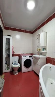 Продам будинок 4 кімнатний , 4 сотки