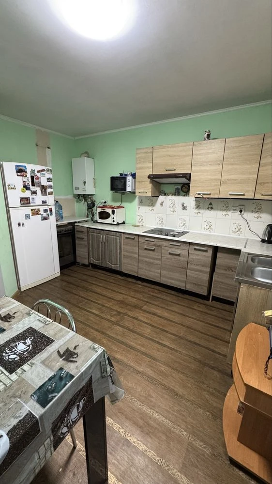 Продам будинок 4 кімнатний , 4 сотки