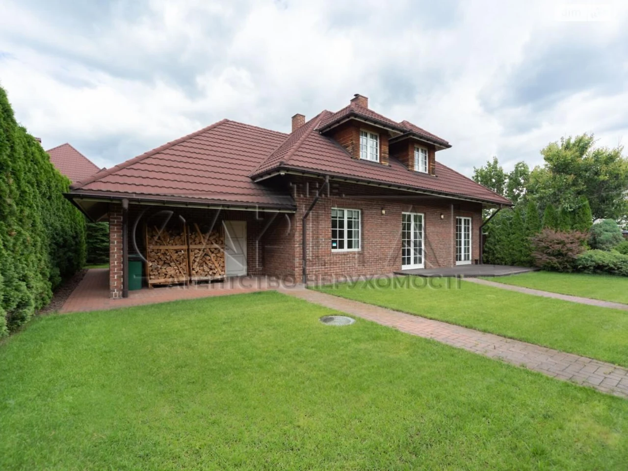 Продаж Дім Нижні сади