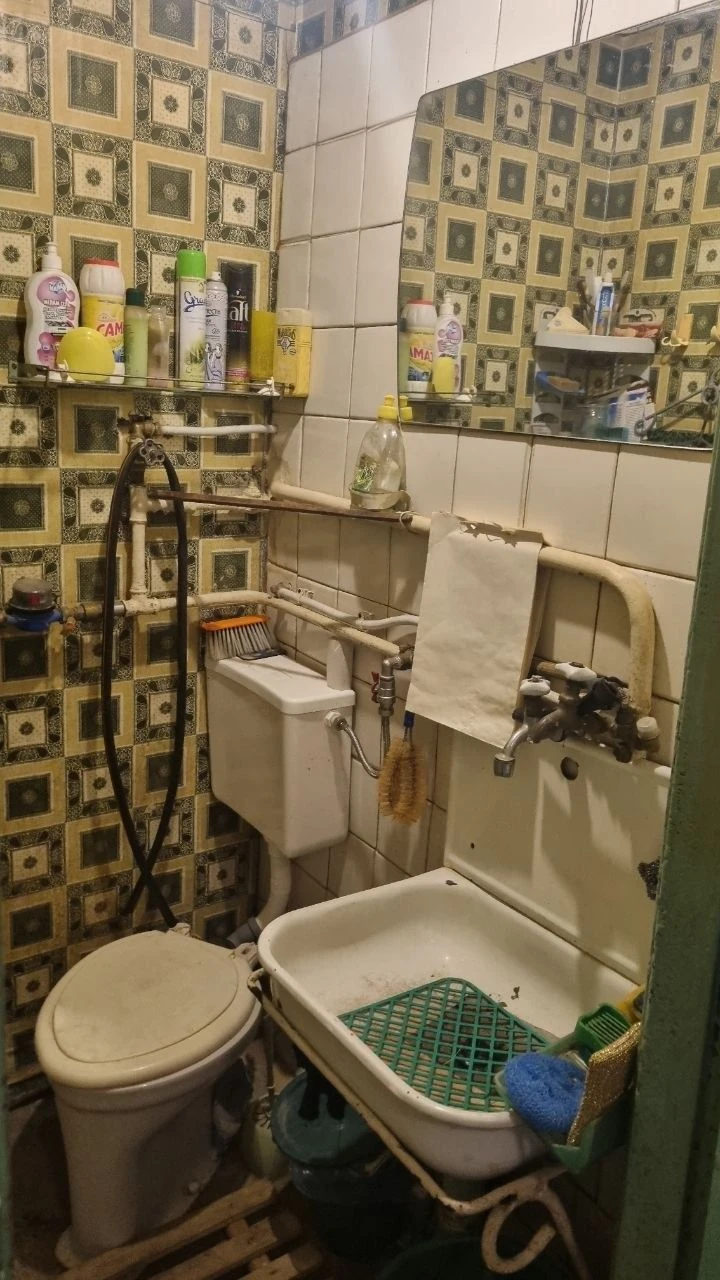 Реальный! Продам дом на Рабочей, низ, большой участок земли.