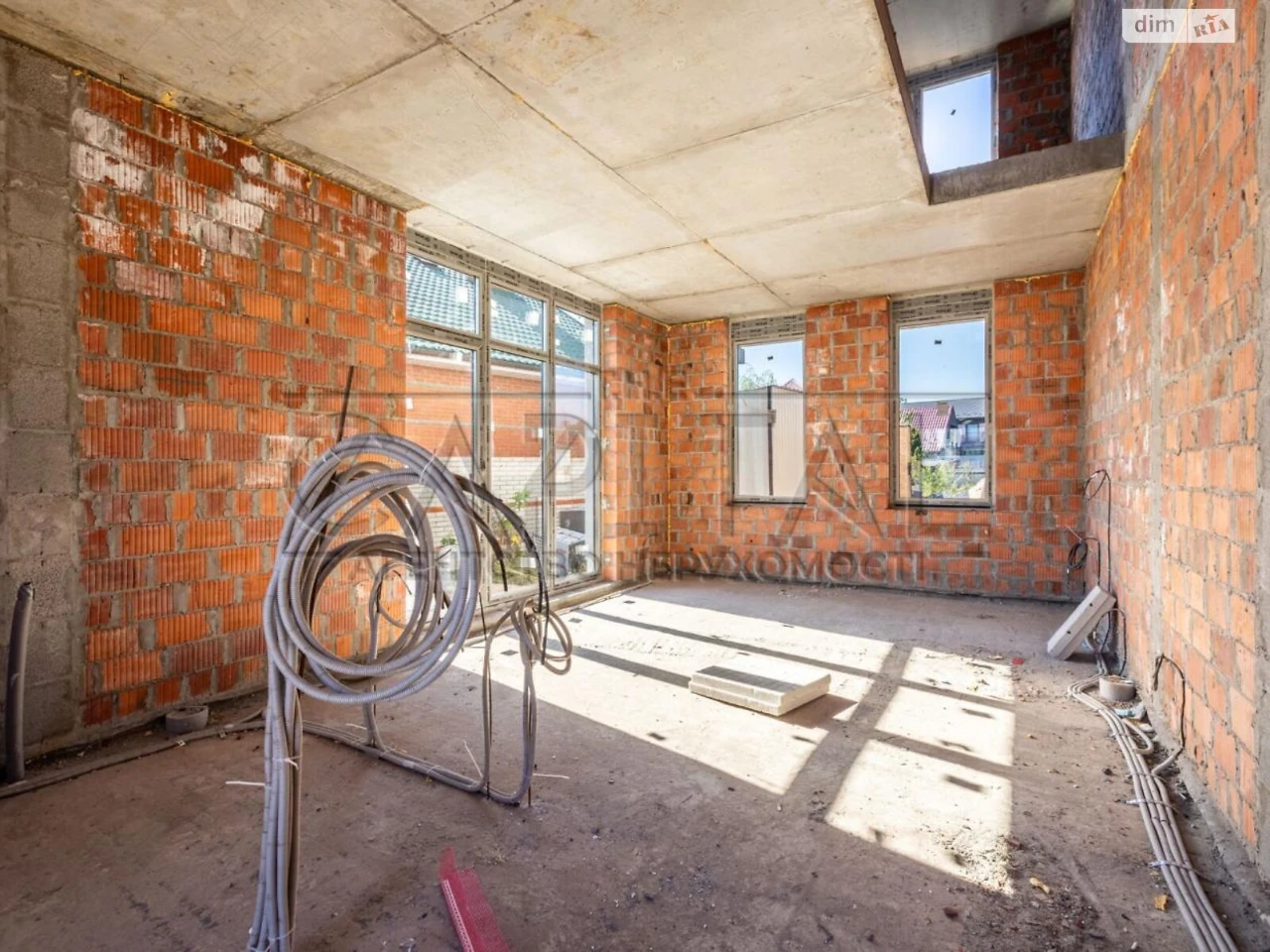 Продаж Дім Нижні сади