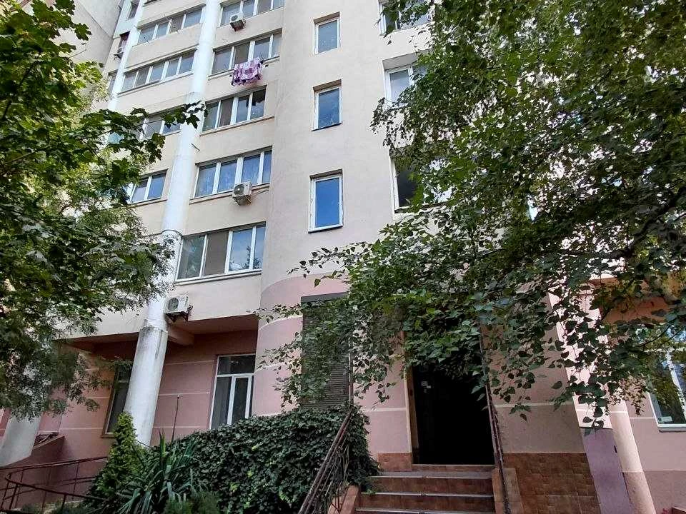 Квартира. Одеса, Тополина вул.