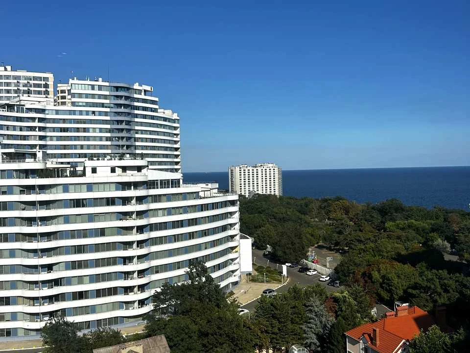 Квартира. Одеса, Літературна вул.