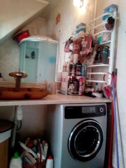 Продам 2-комнатную 2-этажную квартиру