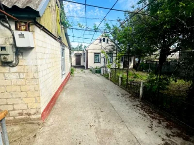 Будинок. Дніпро, Коростенська вул.