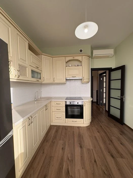 Продажа комнатной квартиры 16 Жемчужина.