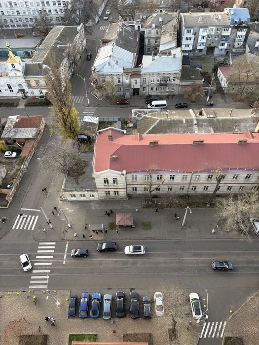 Продажа комнатной квартиры 16 Жемчужина.