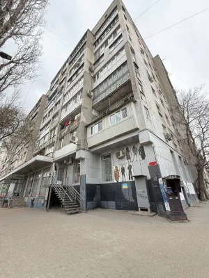 Купите трёхкомнатную квартиру в самом центре Одессы