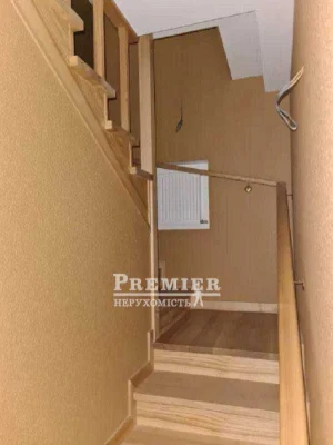 Продам 2-поверховий будинок в Одесі
