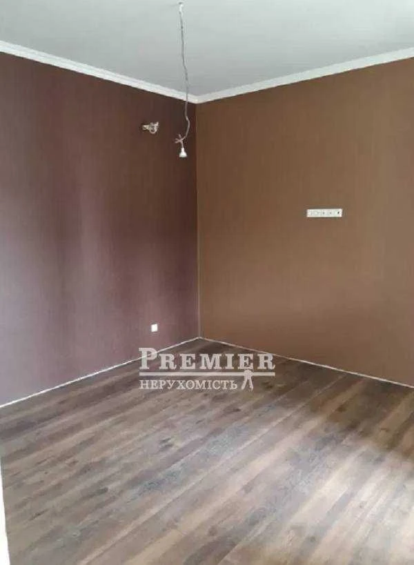 Продам 2-поверховий будинок в Одесі