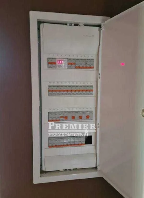 Продам 2-поверховий будинок в Одесі