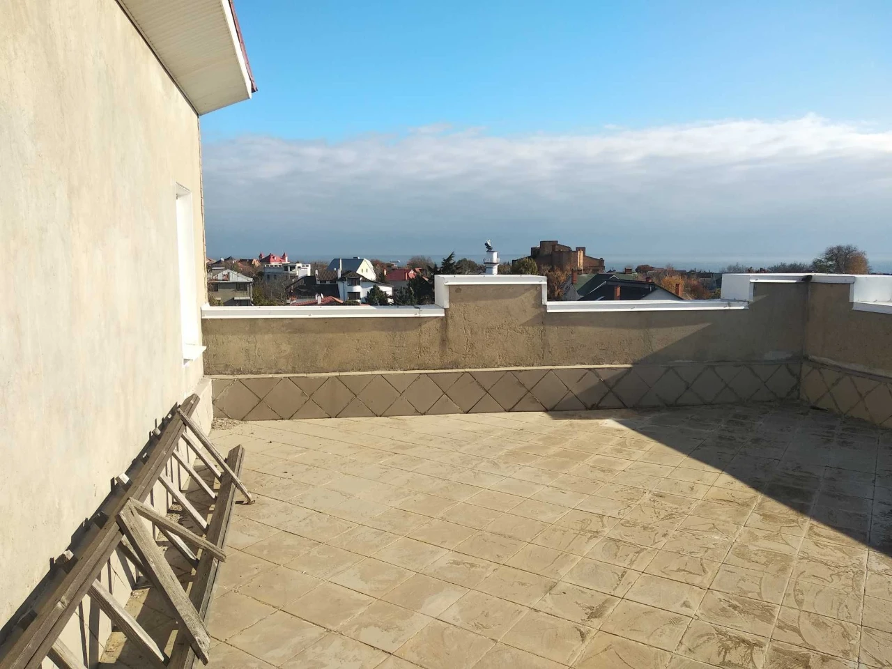 Продается особняк 4эт. Черноморка,Киевский р-н г.Одесса,,вид