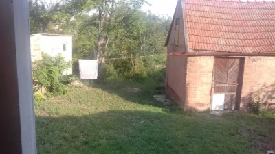 Продам паркомiсце пiд гараж (ближнiй центр Полтави )