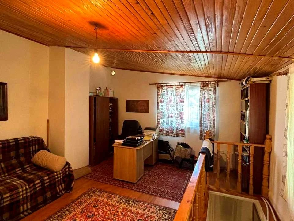 Будинок. Ужгород, Юлії Жемайте вул.