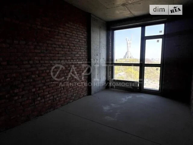 Продажа 2к квартиры 69 кв. м по ул. Старонаводницкая 42-44 •