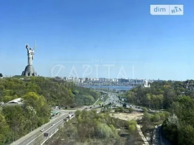 Продажа 2к квартиры 69 кв. м по ул. Старонаводницкая 42-44 •
