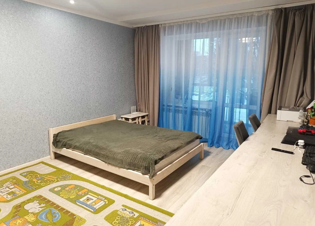 | Продаж 2-кімнатної квартири 82 м² з ремонтом • 85000$