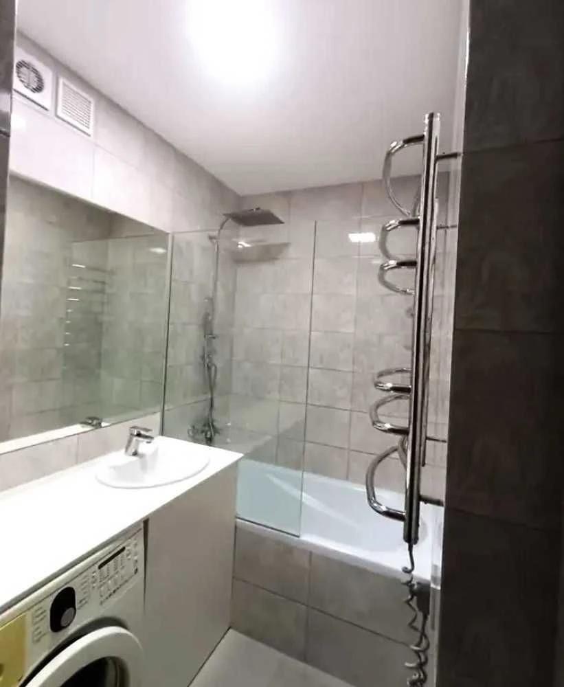 | Продаж 2-кімнатної квартири 82 м² з ремонтом • 85000$