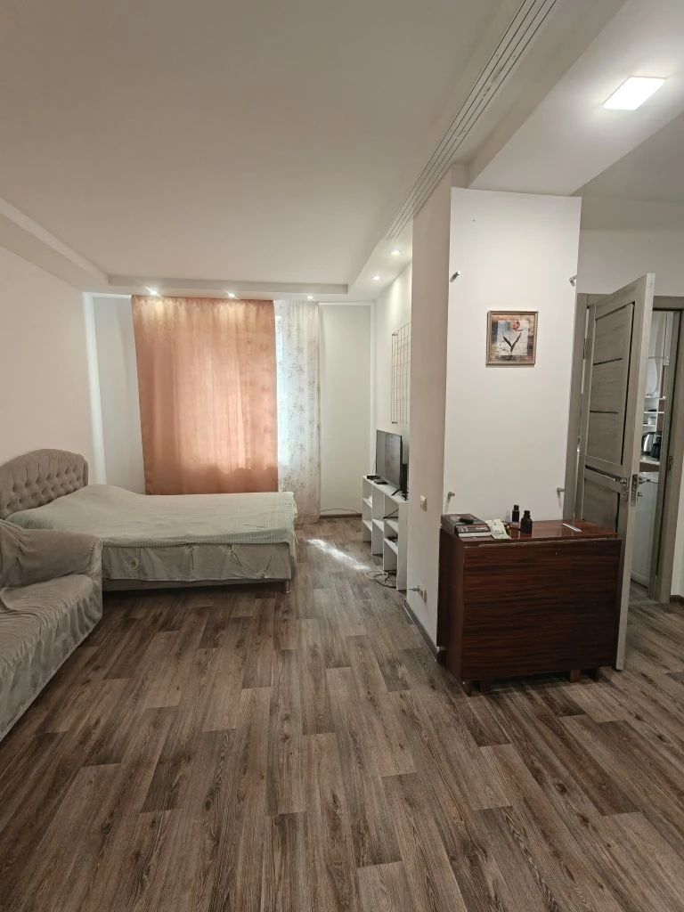 Продається 1 кімн. квартира в Центрі