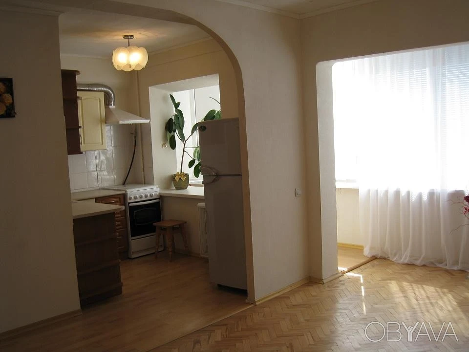 Оренда 1кімн. квартири студіо, Предславинська вулиця, 21/23