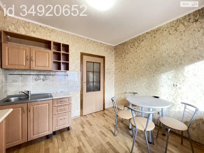Продаж Квартира Дарницький