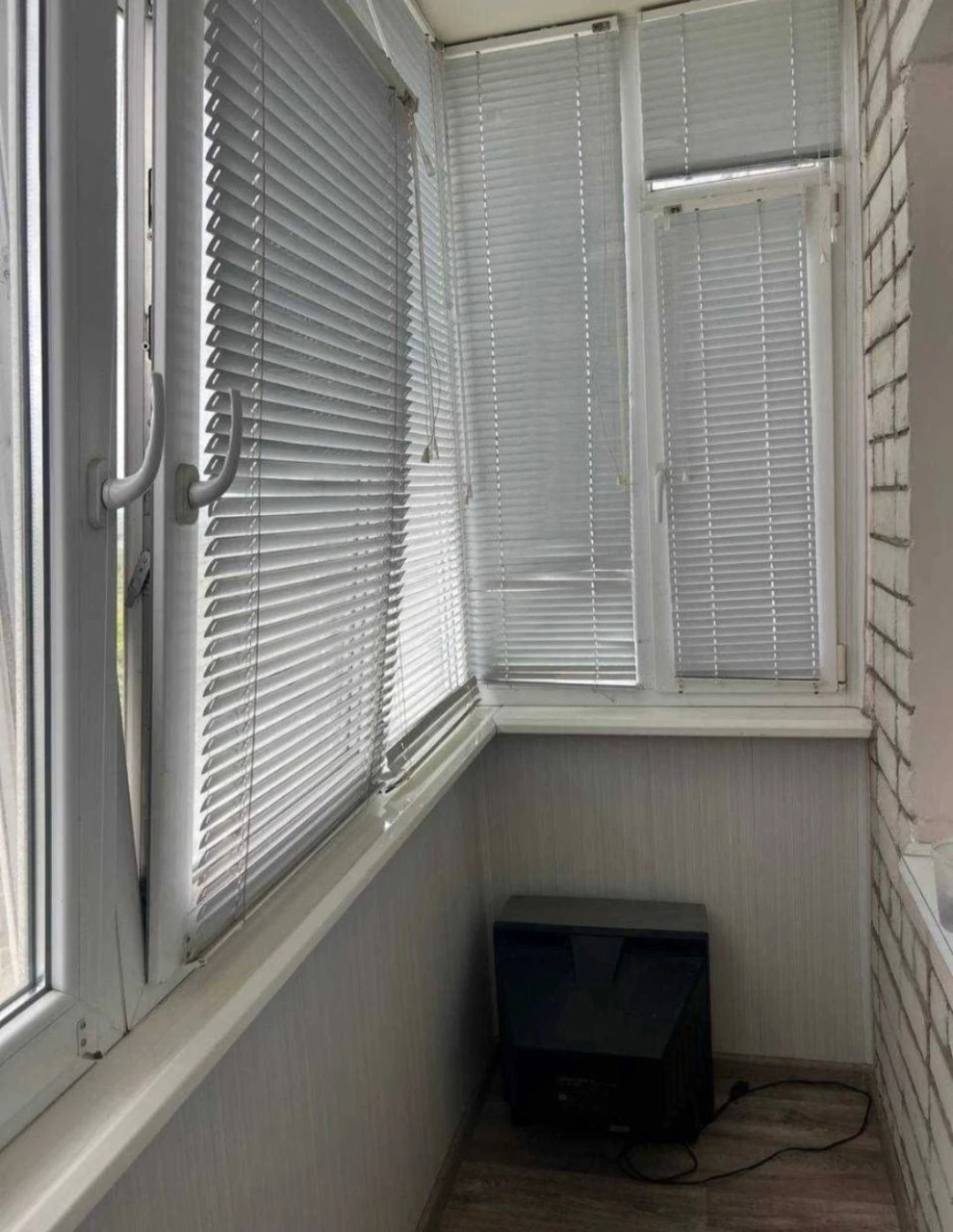 Продам 1к, 35м, Кирп дом, ремонт,кондиционер, 22000у.е, торг