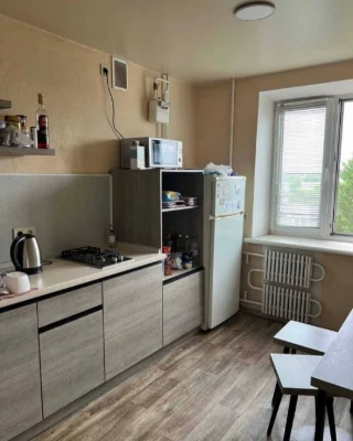 Продам 1к, 35м, Кирп дом, ремонт,кондиционер, 22000у.е, торг