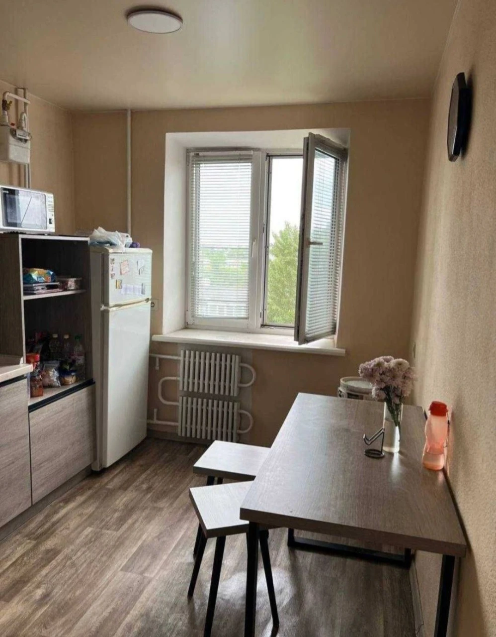 Продам 1к, 35м, Кирп дом, ремонт,кондиционер, 22000у.е, торг