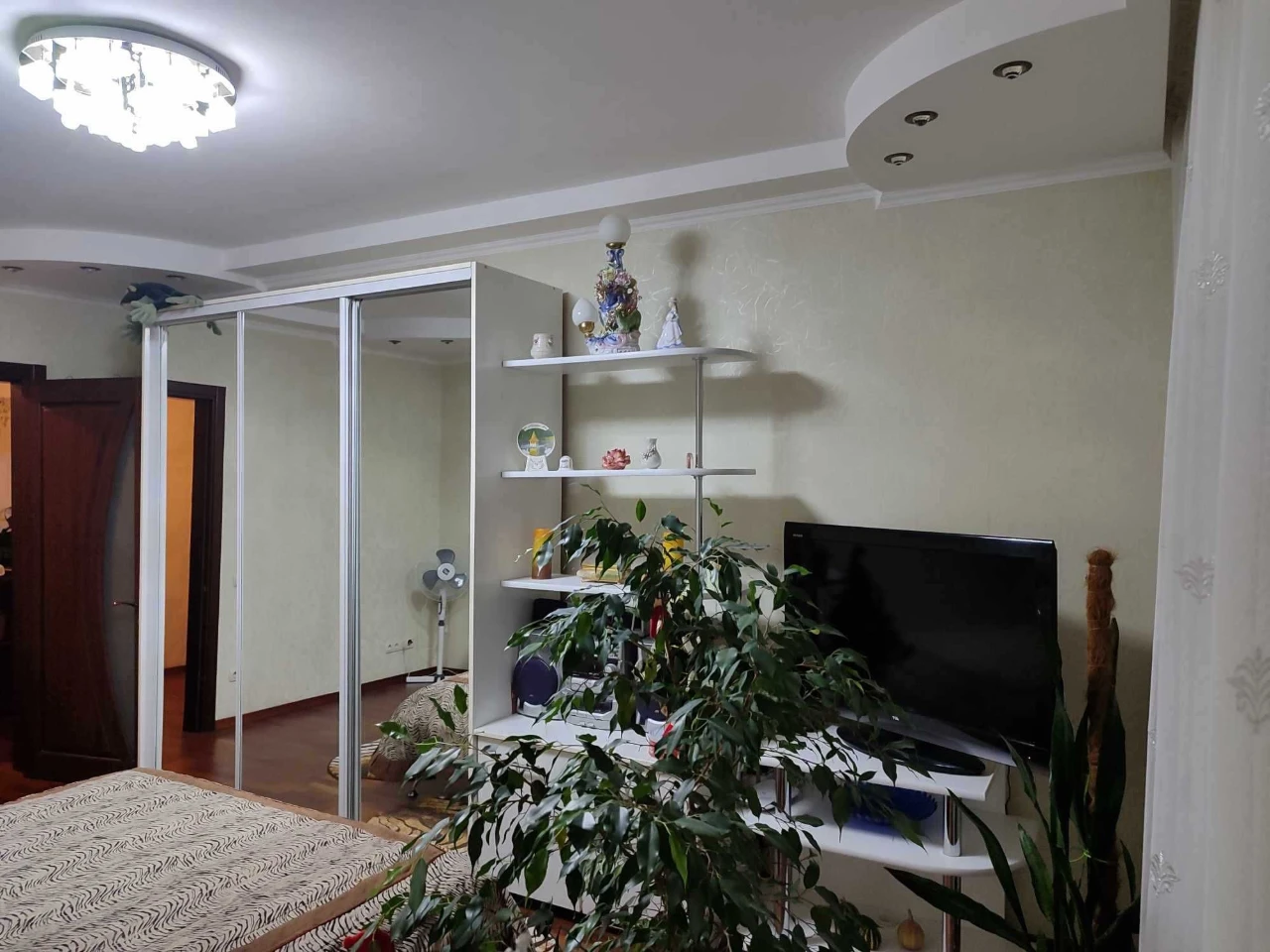 Продається затишна 1к квартира з ремонтом — готова до комфор