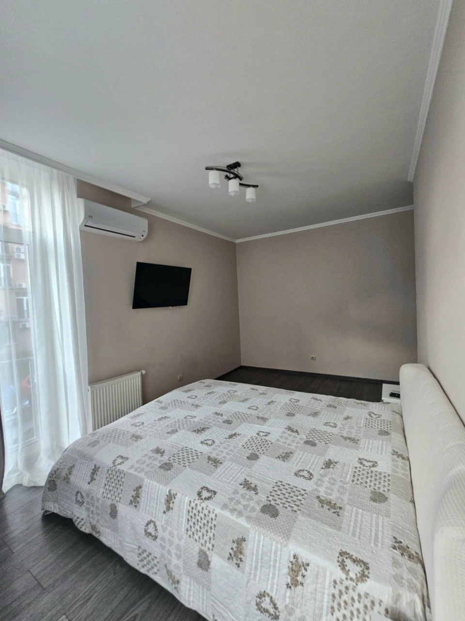 Оренда просторої квартири 86 м² ЖК «Комфорт Таун» | вул. Рег