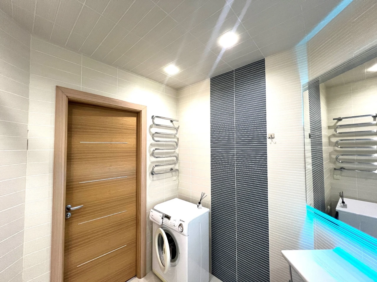 Велика Китаївська 10а, підземний паркінг, 1-кв 51м ремонт, М