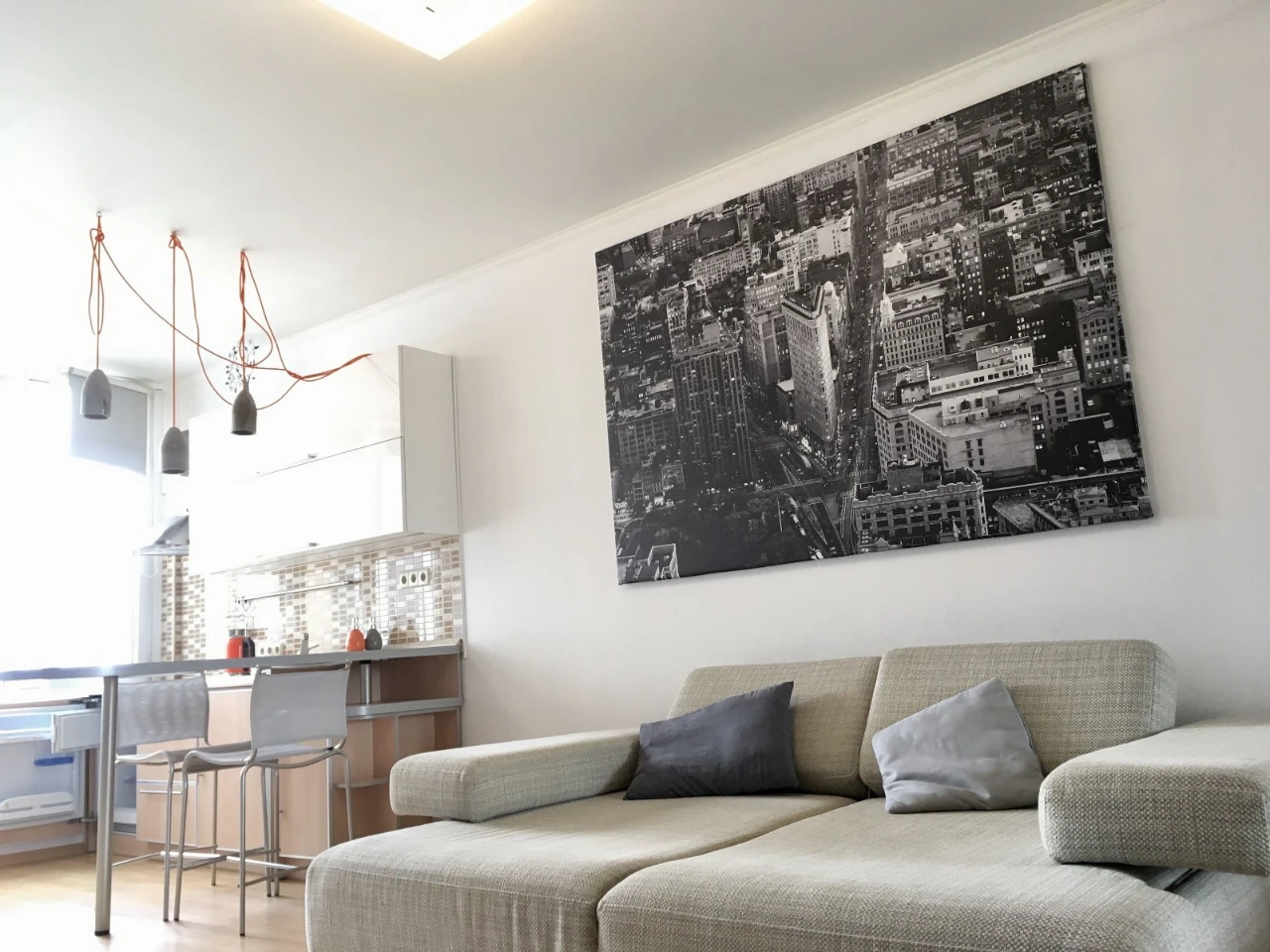 Велика Китаївська 10а, підземний паркінг, 1-кв 51м ремонт, М