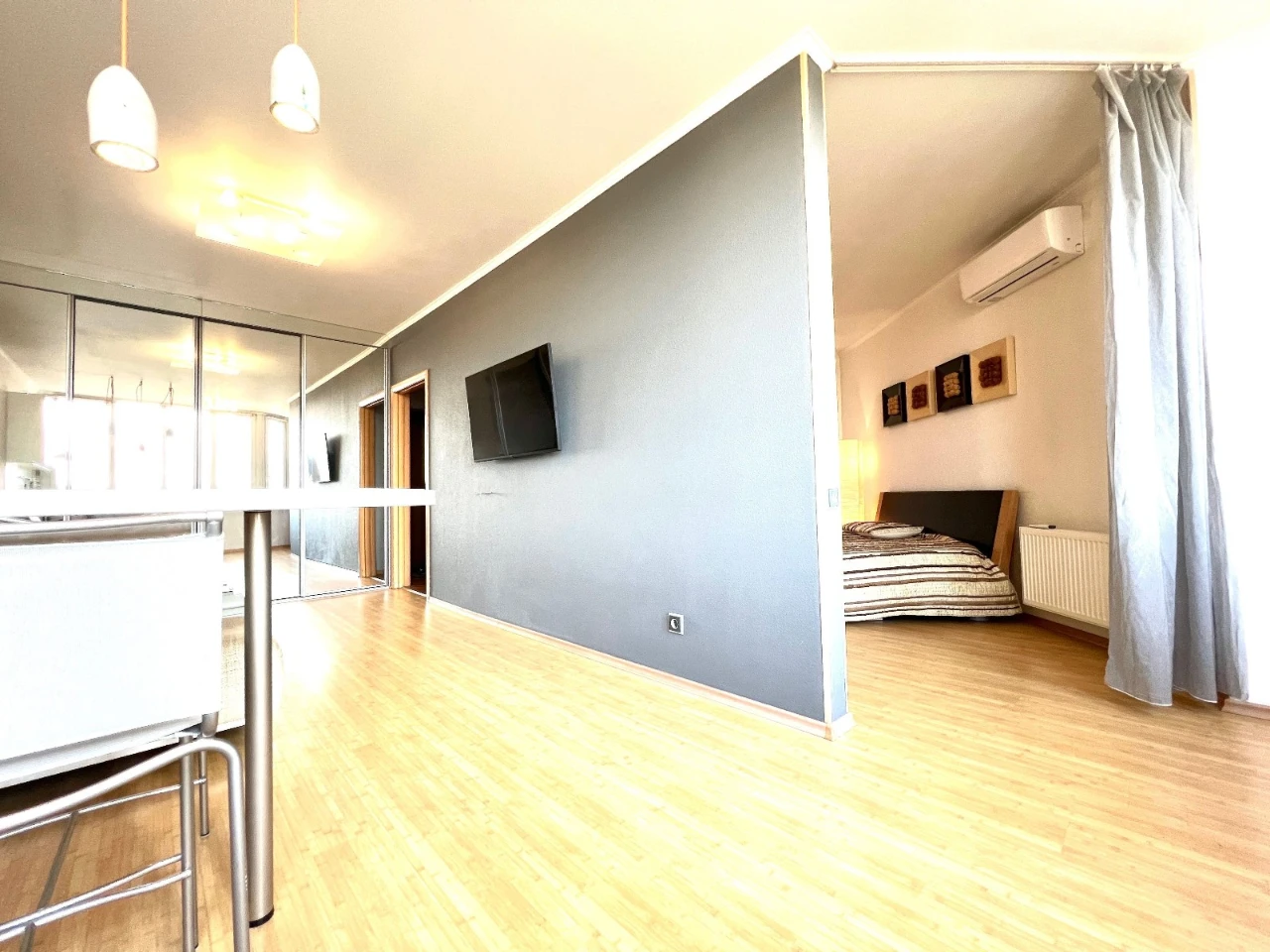 Велика Китаївська 10а, підземний паркінг, 1-кв 51м ремонт, М