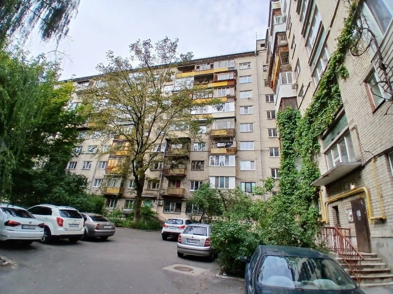 Продається 2х кімнатна квартира Борщагівська, 117 район М По